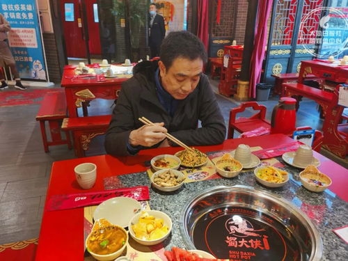 為餐飲服務(wù)行業(yè)復(fù)蘇助力，市領(lǐng)導(dǎo)調(diào)研并帶頭消費提振信心
